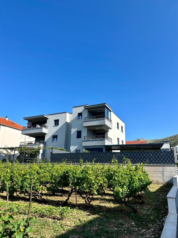 Apartment Tilda Trogir Exterior photo